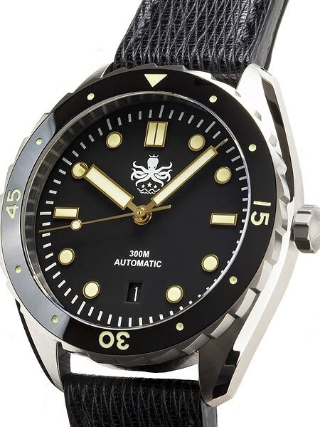 PHOIBOS Eagle Ray 300-Meter Automatic Dive Watch with Double Dome AR Sapphire Crystal #PY017C