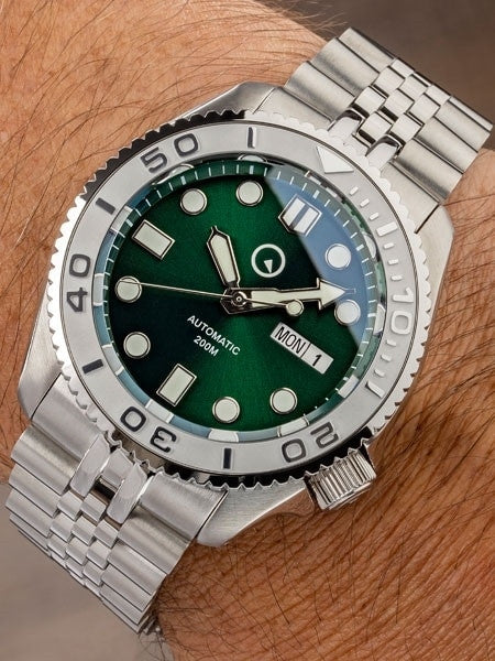 Islander Green Dial Automatic Dive Watch with Bracelet, Double-Domed AR Sapphire Crystal, and Embossed Ceramic Bezel Insert #ISL-44