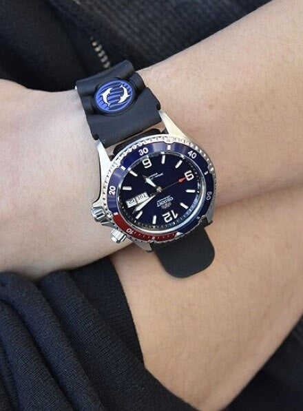 Orient Blue Mako Automatic Dive Watch with Pepsi Bezel #CEM65003DW