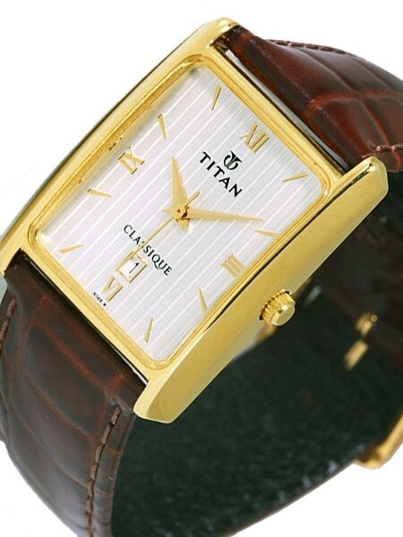 Titan Goldtone Classique Dress Watch with Precision Quartz Movement and Leather Strap #669YL01
