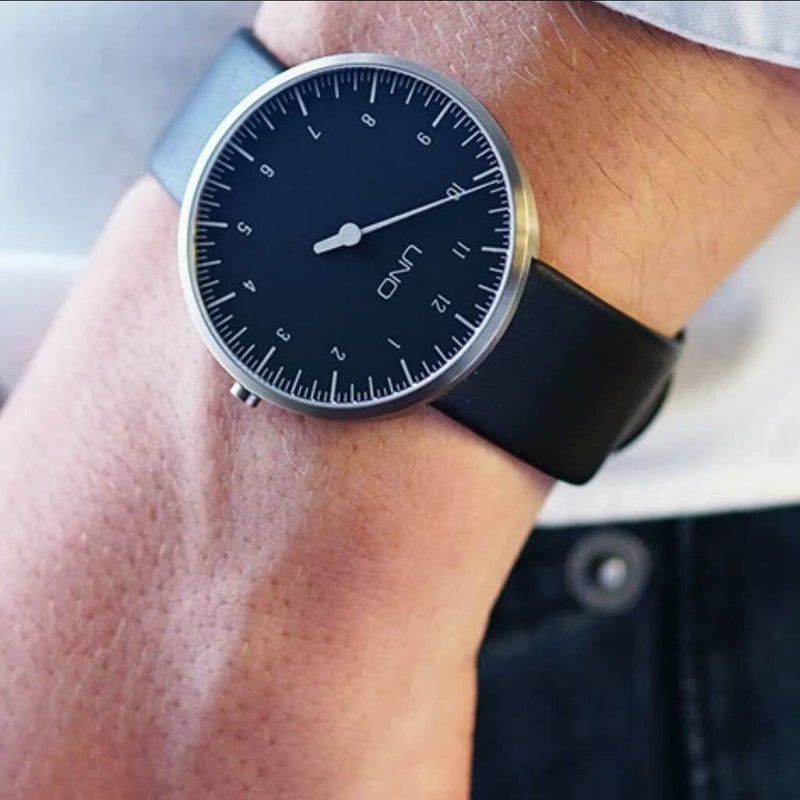 Botta UNO one hand 12-hour Swiss quartz watch with 40mm titanium case #559090
