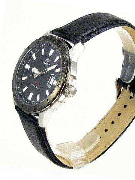 Orient Nite Quartz Watch with Radiant Black Dial and Bezel #UNE2003B