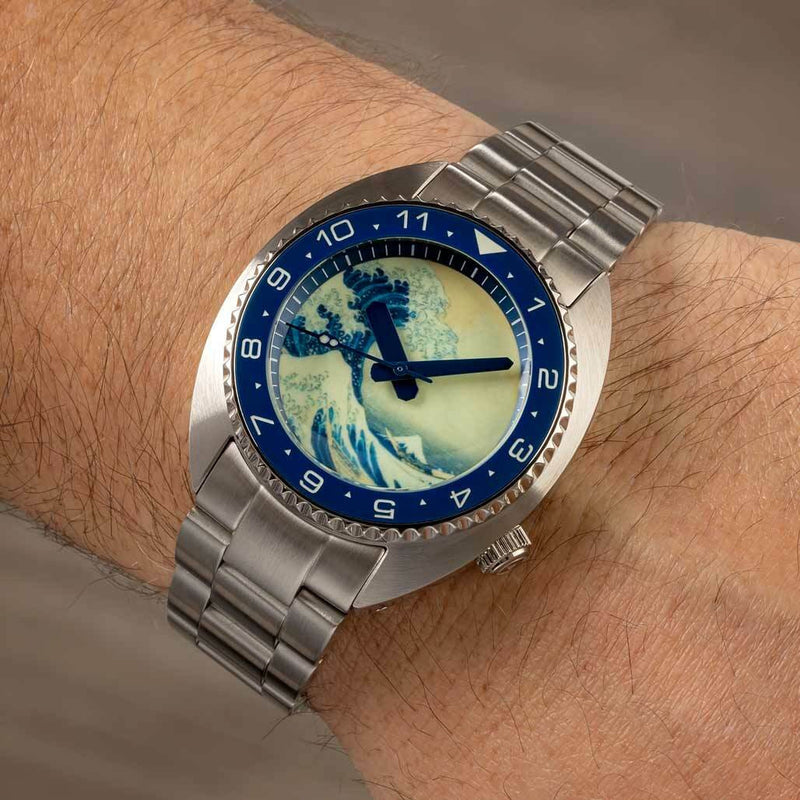 Islander Luminous Wave Dial Automatic Dive Watch with AR Dome Sapphire Crystal, and Luminous Ceramic Bezel Insert #ISL-68