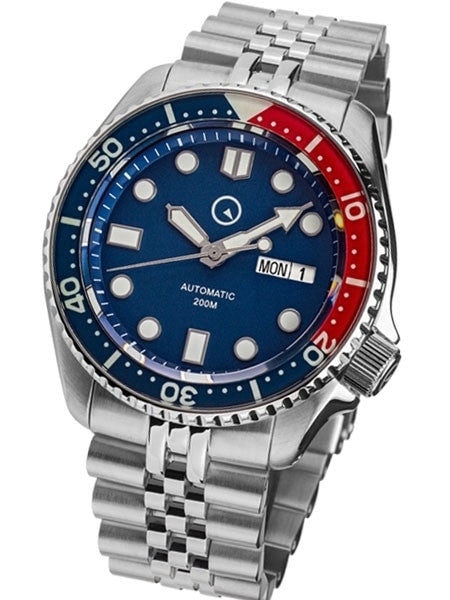 Islander Automatic Dive Watch with Solid-Link Bracelet, AR Sapphire Crystal, and Luminous Sapphire Bezel Insert #ISL-19