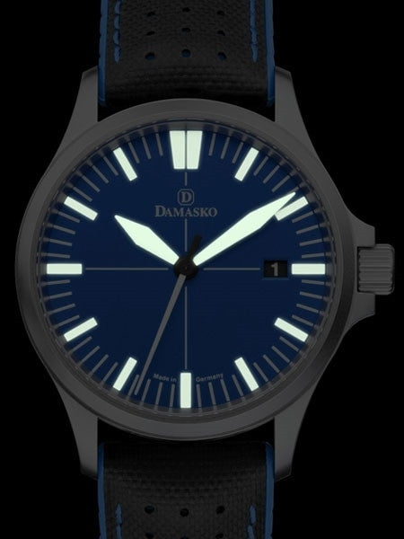 Damasko Swiss DS30 Automatic with a 39mm Bead-Blasted Submarine Steel Case #DS30