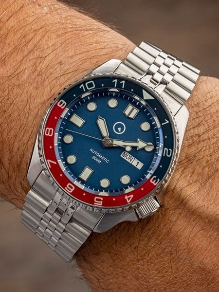Islander 43mm Automatic Dual-Time Watch with Solid-Link Bracelet, AR Sapphire Crystal, and Luminous Sapphire Bezel Insert #ISL-50