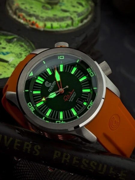 Ocean Crawler 600-Meter Paladino WaveMaker Swiss Automatic Dive Watch with Inner Rotating Bezel #1333