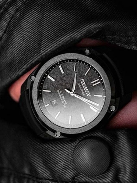 Formex Essence Leggera Swiss Automatic Chronometer with Forged Carbon Dial #0330-4-6399-811