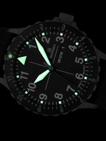 Damasko Swiss ETA Automatic with a Rotating 12-Hour Bezel and Black ion plated SS Case #DA42