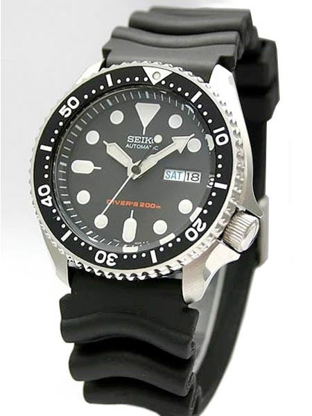 Scratch and Dent - Seiko Automatic Dive Watch with Offset Crown and Rubber Dive Strap #SKX007K1 16