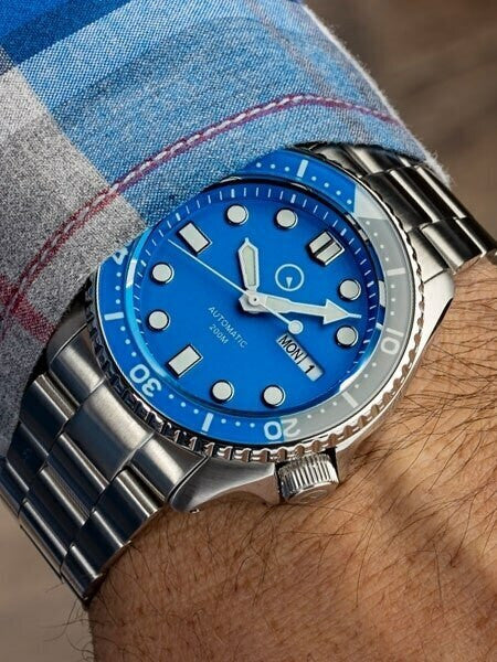 Scratch and Dent - Islander Automatic Dive Watch with AR Sapphire Crystal, and Luminous Sapphire Bezel Insert #ISL-09