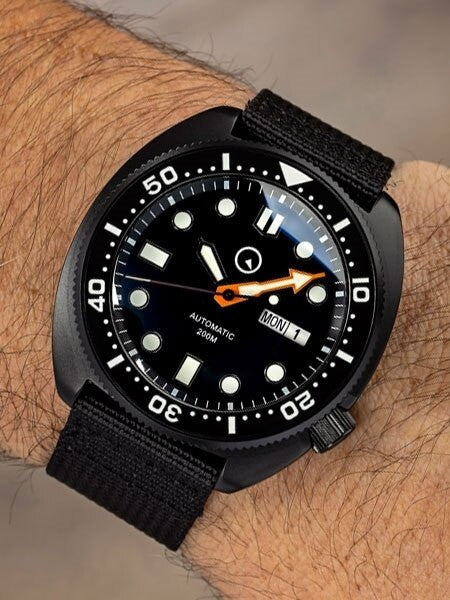 Scratch and Dent - Islander Automatic Dive Watch with AR Double Dome Sapphire Crystal, and Luminous Bezel Insert #ISL-13