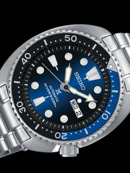 Seiko Turtle Prospex Automatic Dive Watch with Radiant Blue Dial and Stainless Steel Bracelet #SRPC25K1