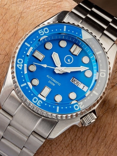 Islander 38mm Automatic Dive Watch with Solid-Link Bracelet, AR Sapphire Crystal, and Luminous Sapphire Bezel Insert #ISL-24