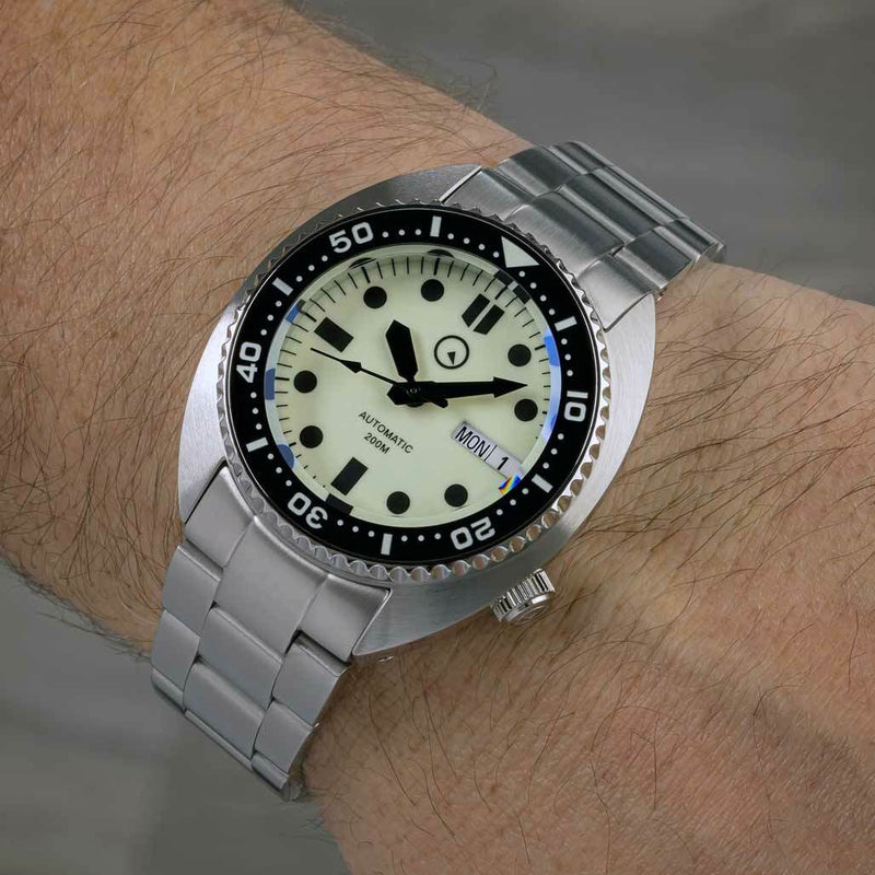 Islander Luminous Dial Automatic Dive Watch with AR Sapphire Crystal, and Luminous Ceramic Bezel Insert #ISL-70