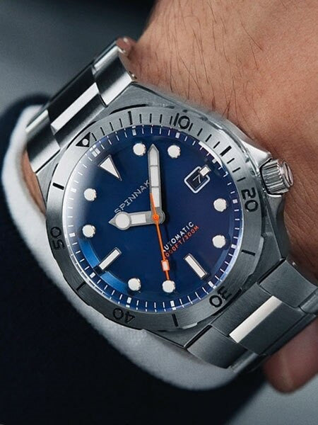 Spinnaker Boettger 300 Meter Hi-Beat Automatic Dive Watch with Stainless Steel Unique Blue Dial #SP-5083-22