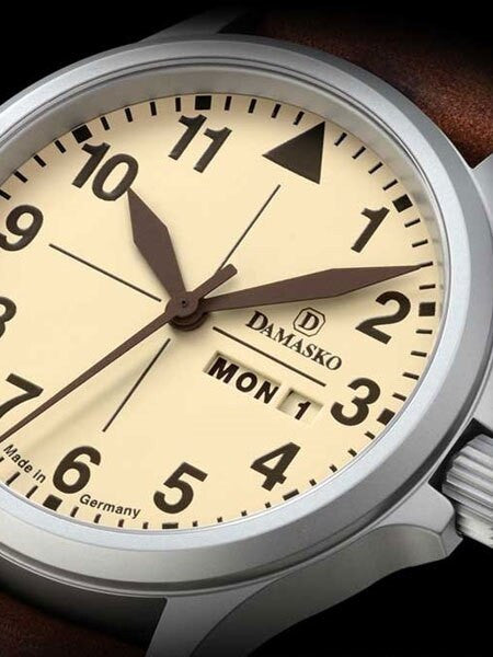 Damasko Swiss ETA Automatic with a 40mm Bead-Blasted Case, Beige Dial #DA20