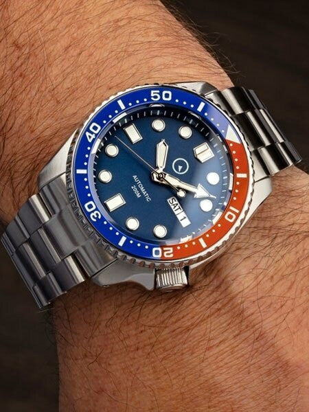 Scratch and Dent - Islander Automatic Dive Watch with  AR Sapphire Crystal, and Luminous Ceramic Bezel Insert #ISL-03