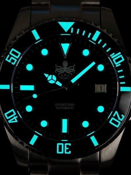 PHOIBOS 300-Meter Automatic Dive Watch with AR Sapphire Crystal #PY007B