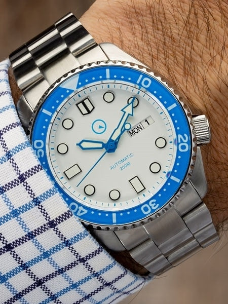 Islander Automatic Dive Watch with Solid-Link Bracelet, AR Sapphire Crystal, and Luminous Sapphire Bezel Insert #ISL-10