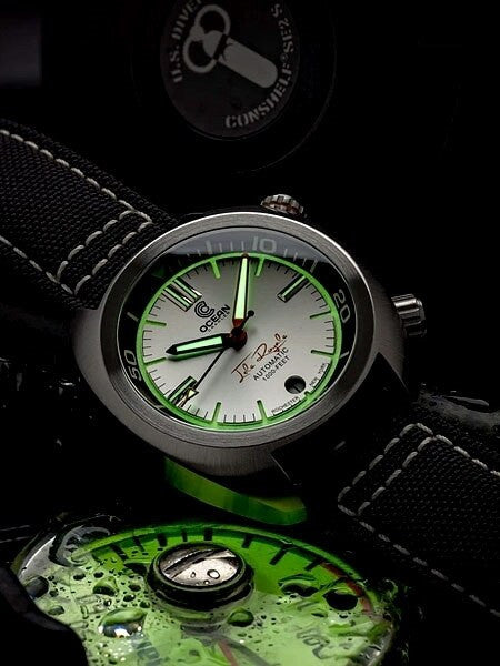 Ocean Crawler Great Lakes 300-Meter Dive Watch with Swiss Movement and Silver Dial #CD-1232