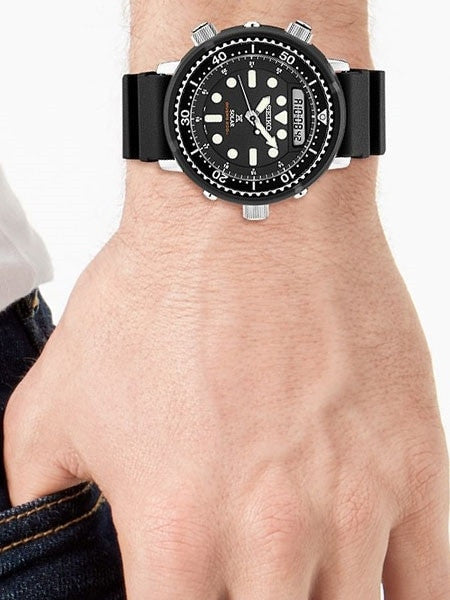 Seiko "Arnie" Prospex Tuna Dive Watch with Solar Movement and 47.5mm Case #SNJ025