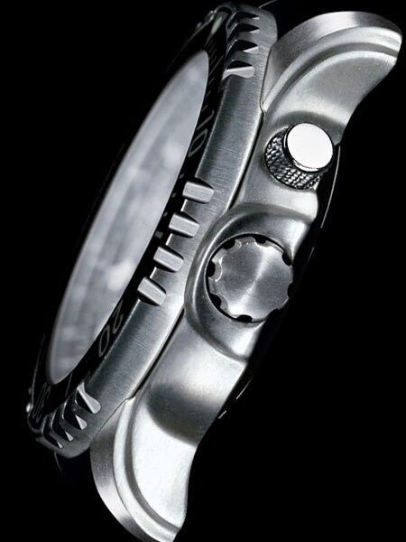 Chris Benz 1000 meter Quartz Dive watch with Sapphire Crystal #CB-1000H-S-KBS