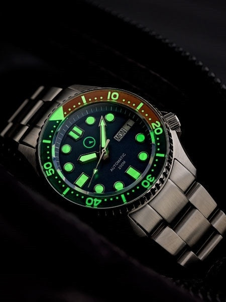 Islander 38mm Automatic Dive Watch with Solid-Link Bracelet, AR Sapphire Crystal, and Luminous Sapphire Bezel Insert #ISL-49