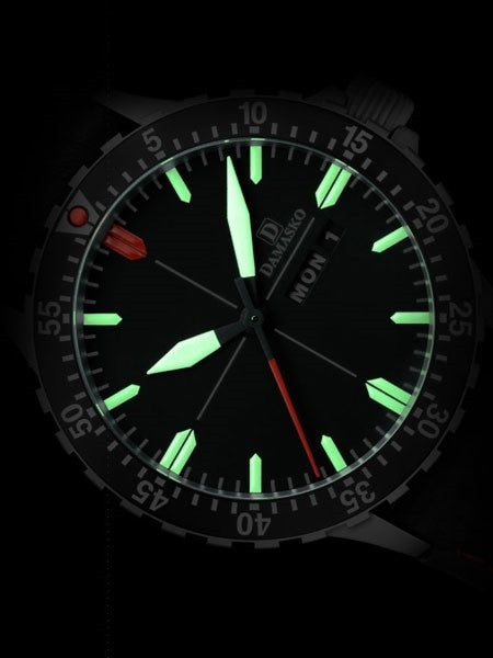 Damasko Swiss ETA Automatic with a Rotating 60-minute Bezel and Stainless Steel Case #DA44