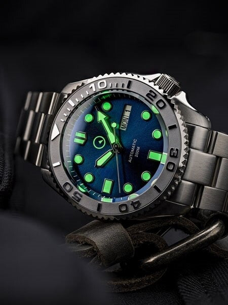 Islander Automatic Dive Watch with Bracelet, Double-Domed AR Sapphire Crystal, and Embossed Ceramic Bezel Insert #ISL-18