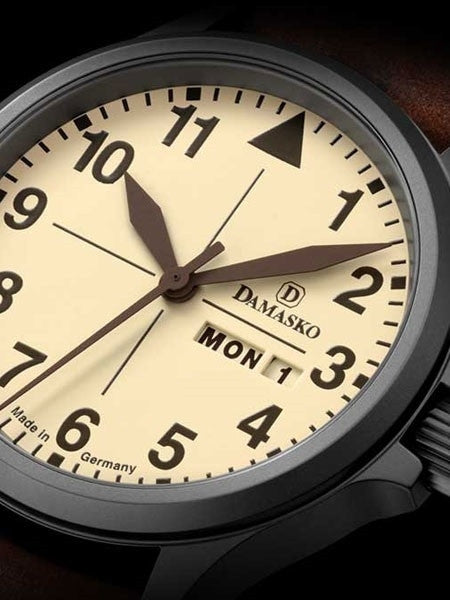 Damasko Swiss ETA Automatic with a 40mm Black PVD Case, Beige Dial #DA20BK