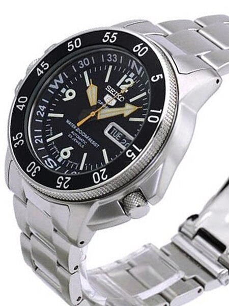 Seiko Sports 5 Land Shark Automatic with Inner Rotating Compass Scale #SKZ211K1
