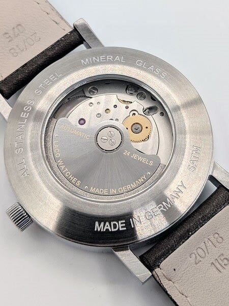 Laco Classic Silber 40 Automatic Dress Watch with a Silver Dial, 40mm Case #862080