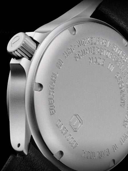 Damasko Swiss ETA Automatic with a 40mm Bead-Blasted Case, Luminous Dial #DA37