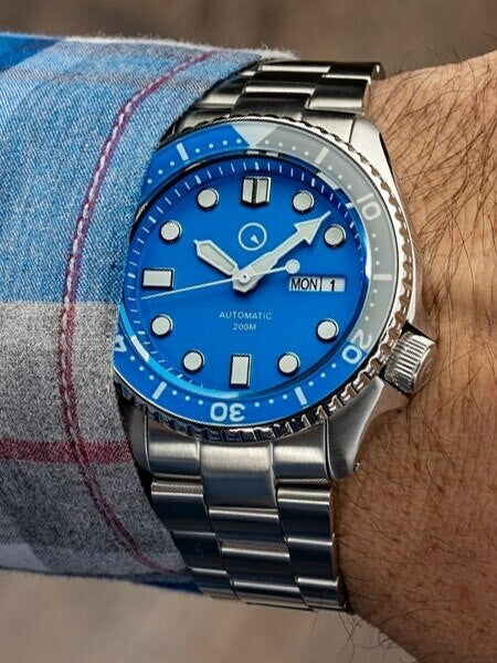Scratch and Dent - Islander Automatic Dive Watch with AR Sapphire Crystal, and Luminous Sapphire Bezel Insert #ISL-09