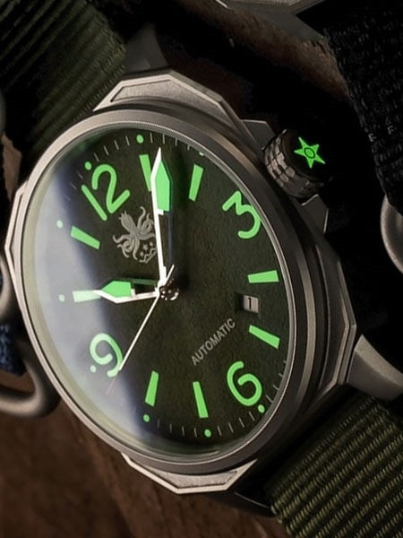 PHOIBOS Sentinel 200-Meter Automatic Watch with AR Sapphire Crystal #PY019A