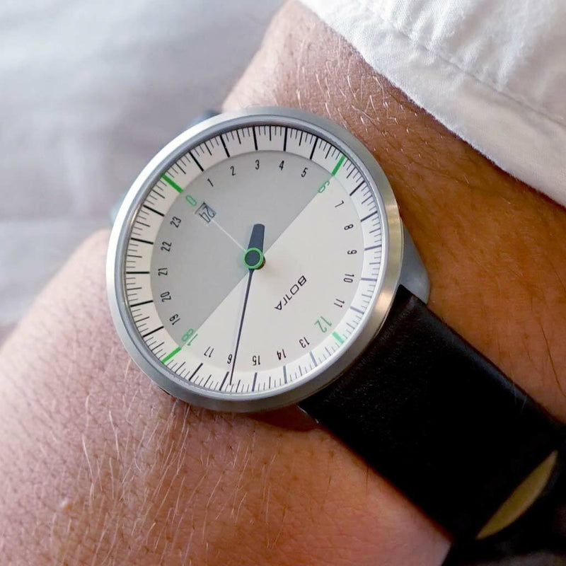 Botta UNO 24 one hand 24-hour Swiss quartz watch with 40mm titanium case #422010
