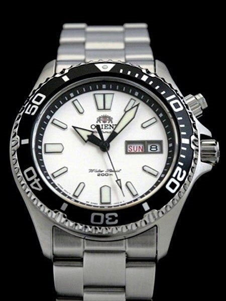 SOLD OUT! Orient White Mako USA Automatic Dive Watch with 120-click Bezel, Sapphire Crystal #EM6500GW