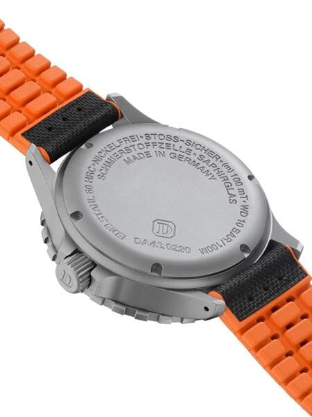 Damasko Swiss ETA Automatic with a Rotating 12-hour Bezel and Stainless Steel Case #DA43