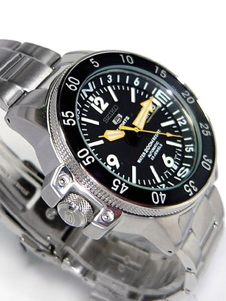 Seiko Sports 5 Land Shark Automatic with Inner Rotating Compass Scale #SKZ211K1