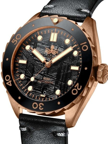 PHOIBOS Eagle Ray 500-Meter Swiss Automatic Dive Watch with Bronze Case, Black Meteorite Dial #PY018F