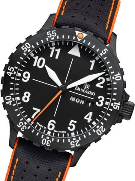 Damasko Swiss ETA Automatic with a Rotating 60-Minute Bezel and Black ion plated SS Case #DA42