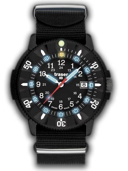 traser アナログ 腕時計　コードブルー Traser Code Blue Watch P6508.400.37.01 with Striking Blue