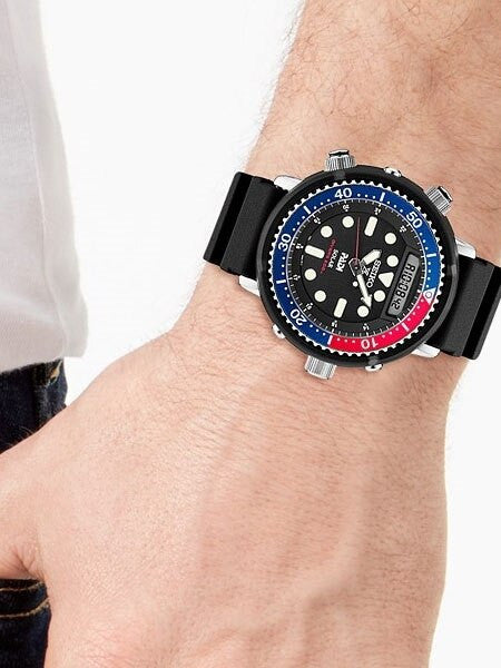 Seiko "Arnie" Prospex PADI Dive Watch with Solar Movement and 47.5mm Case #SNJ027