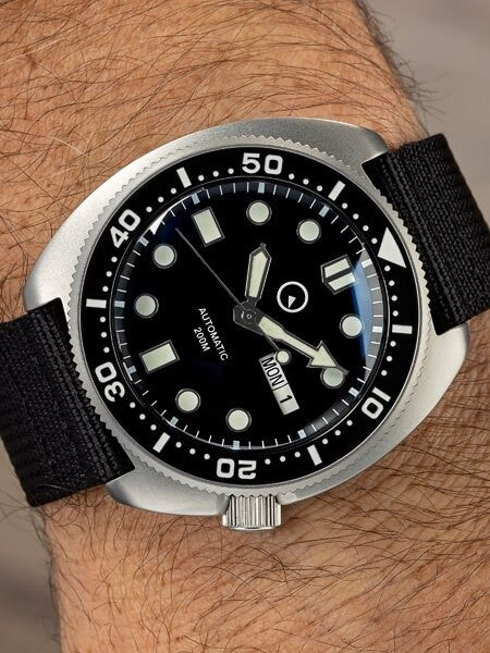 Islander Automatic Dive Watch with AR Double Dome Sapphire Crystal, and Luminous Ceramic Bezel Insert #ISL-12