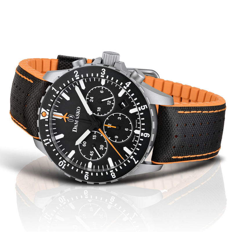 Damasko 42mm Chronograph with a Stopwatch and a 12-hour Totalizer #DC86