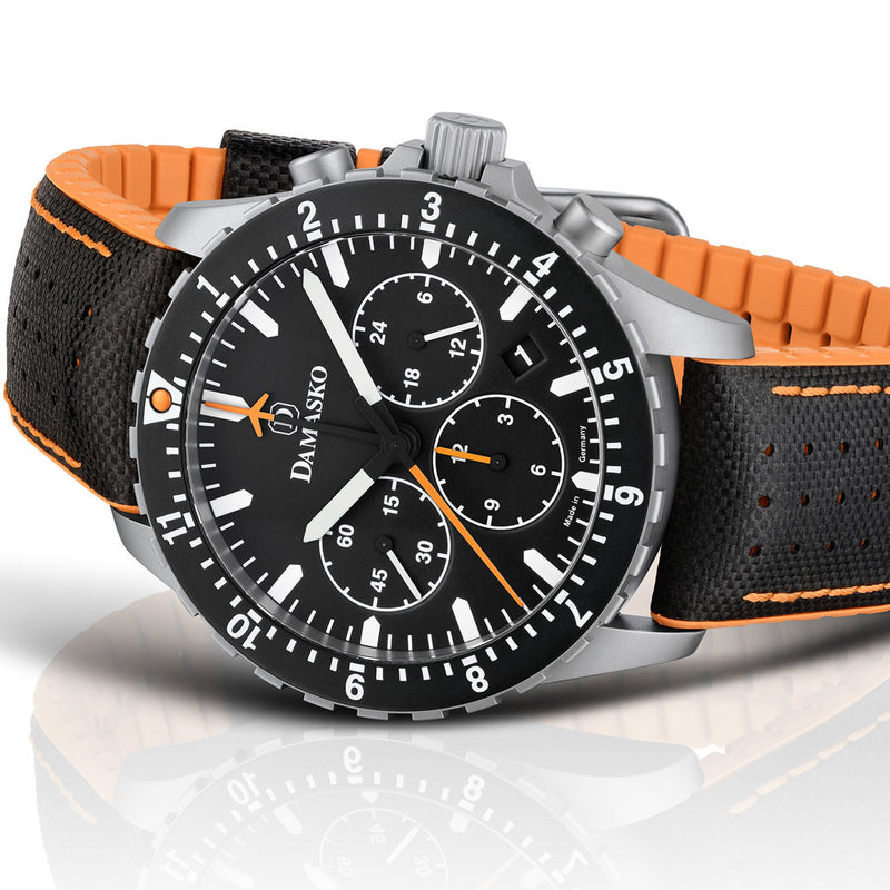 Damasko 42mm Chronograph with a Stopwatch and a 12-hour Totalizer #DC86