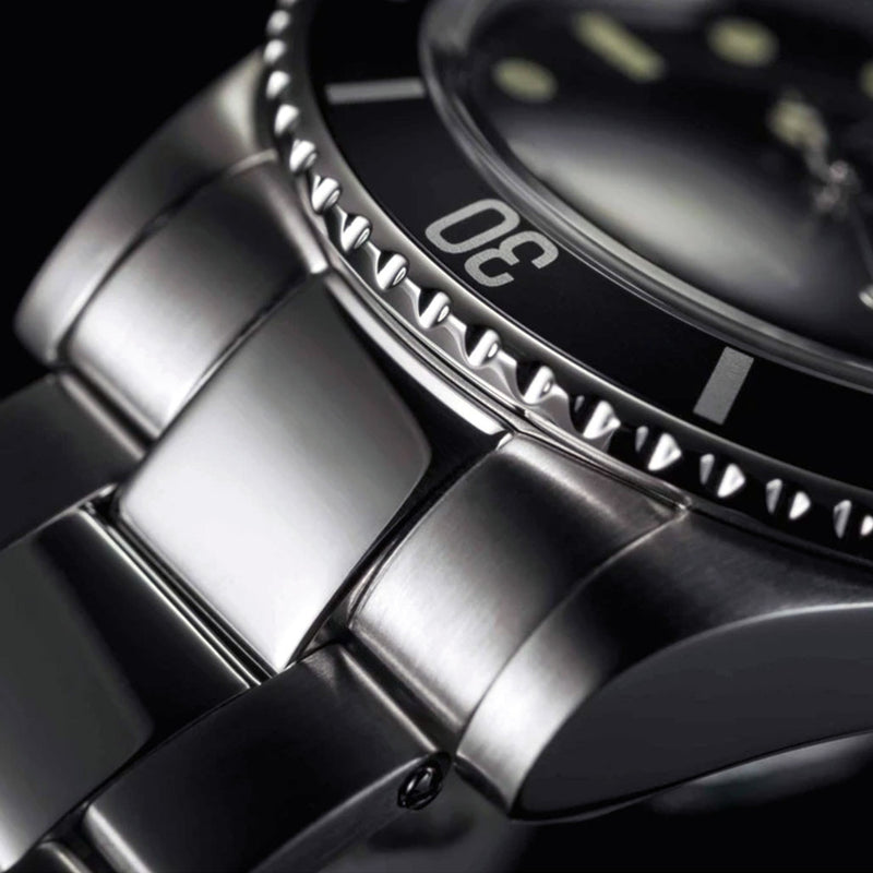 Davosa Ternos Sixties-Style Swiss Automatic Dive Watch with Black Dial #16152550