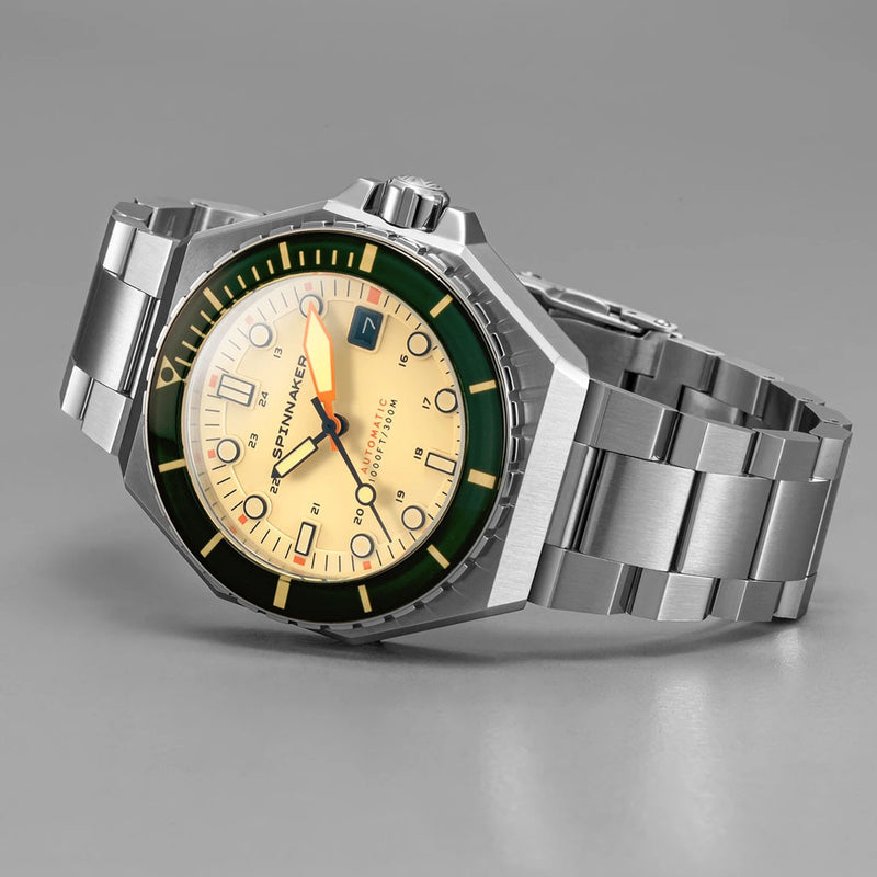 Spinnaker Dumas Automatic 300 Meter Dive Watch with Stainless Steel Bracelet #SP-5081-CC